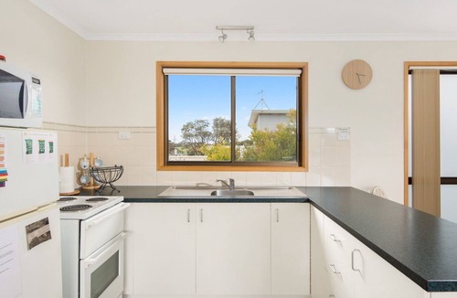 Surf Beach House | The Dunes on Glen