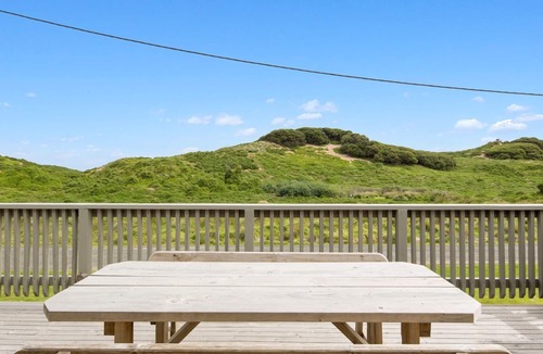 Surf Beach House | The Dunes on Glen