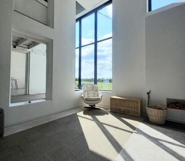 Boughton Monchelsea House | The Dutch Barn