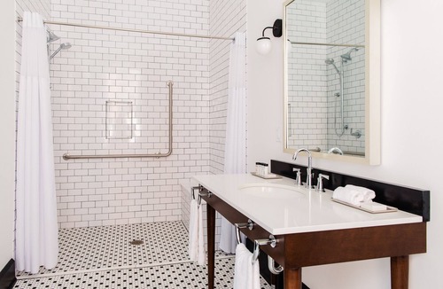 Downtown Chattanooga Hotel | The Dwell Hotel, a Member of Design Hotels
