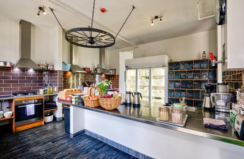 Thorndon Hostel | The Dwellington