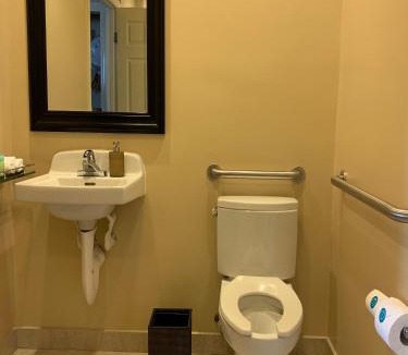 Millbrae Hotel | The Dylan Hotel at SFO