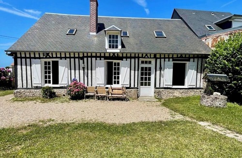 Saint-Martin-aux-Buneaux House | The epic'rie
