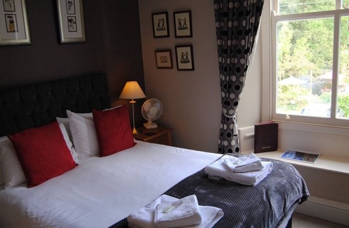 Staveley Hotel | The Eagle and Child Inn