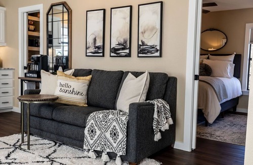 Decatur Apartment | The Eagle's Nest: A Charming Oasis Minutes from Decatur Square