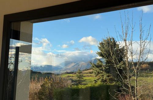 Jarjayes House | The Eagle's Nest - cosy chalet for two