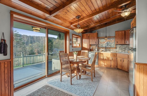 Ellicottville Villa | The Eagles Nest, Couples Escape - Hot Tub & Views