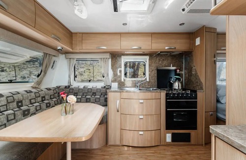 St Fillans House | The Eagles Nest @ Kirwyn Farm