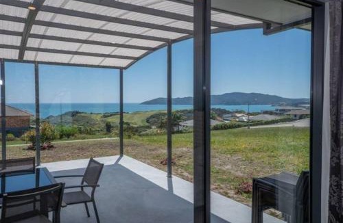 Cable Bay House | The Eagles Nest