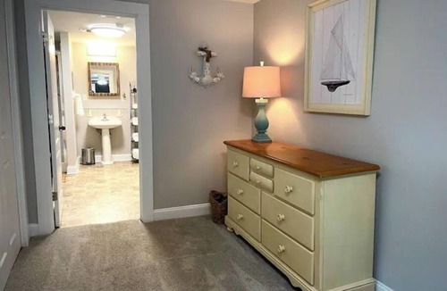 Southeast Pensacola House | The East Hill Retreat Fifteen minutes to Pensacola Beach