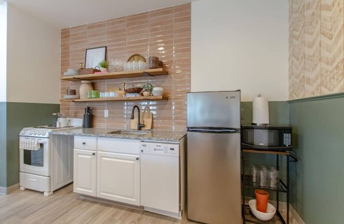 Maxwell Condo | The Eastside Breeze- East Nashville