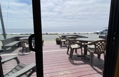 El Granada House | The Ebb Tide Beach Bungalow