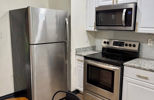 Covington House | The Eclectic 1/2 mi from the square