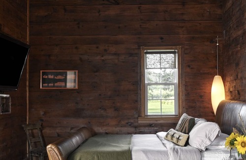 Bloomfield Bed & Breakfast | The Eddie Hotel and Farm