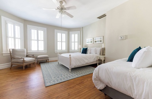 Edenton Bed & Breakfast | The Edenton Collection-Captain's Quarters Inn