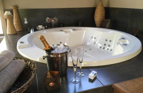 Mount View Villa | The Edge Villa