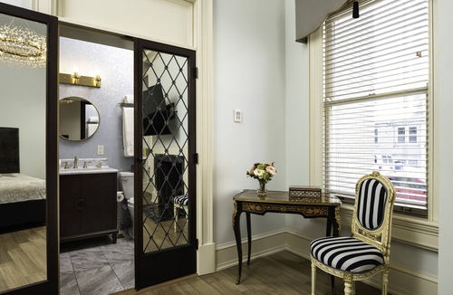 Buffalo Hotel | The Edward Hotel