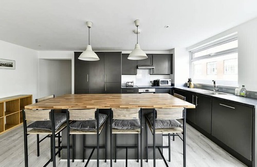 Brompton & Hans Town Apartment | The Elden No2 Fairway Hosting