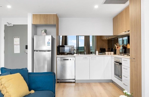 Adelaide Central Business District Apartment | The elegant 1BR CBD Apt - City view - Parking