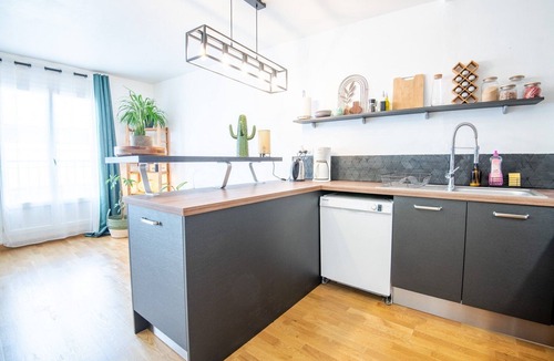 Tours City Centre Apartment | The elegant Bretonneau-Tours