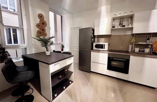 Bellecour - Hotel Dieu Apartment | The elegant Grand Palais