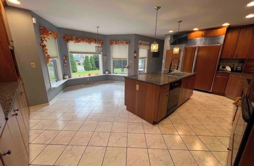 Dauberville House | The Elegant Retreat.