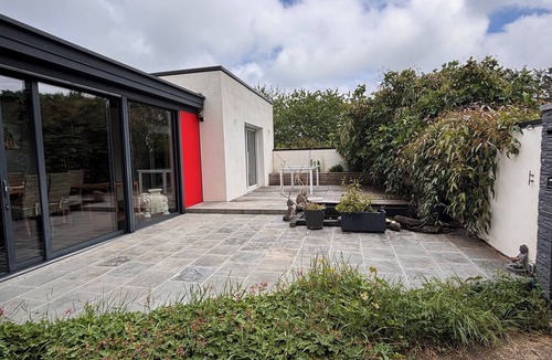 Vivonne House | The Elephant House in Vivonne