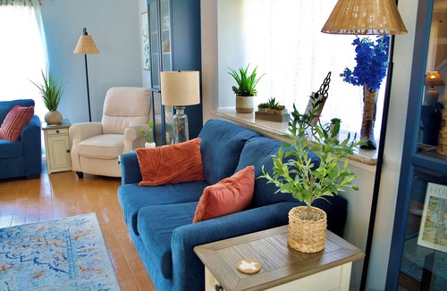 Barker House | The Elisha House - Cozy Stay Near Local Eats