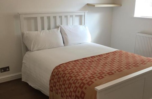 Portswood Apartment | The Elizabeth House Apartment