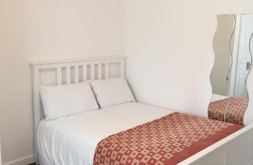 Portswood Apartment | The Elizabeth House Apartment