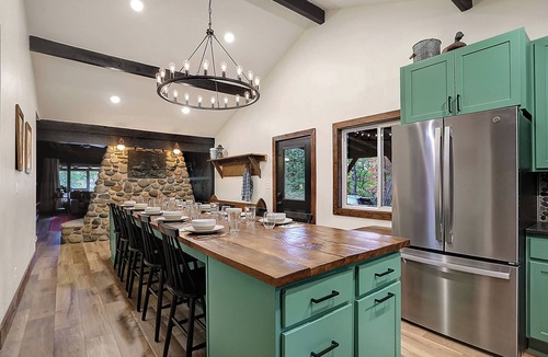Conover Cabin | The Elkstone - Hot Tub!