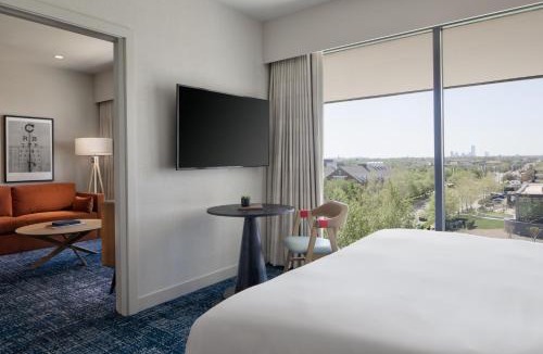 Central Oklahoma City Hotel | The Ellison, Oklahoma City, a Tribute Portfolio Hotel
