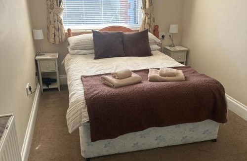 Middleton-on-Sea Hotel | The Elmer