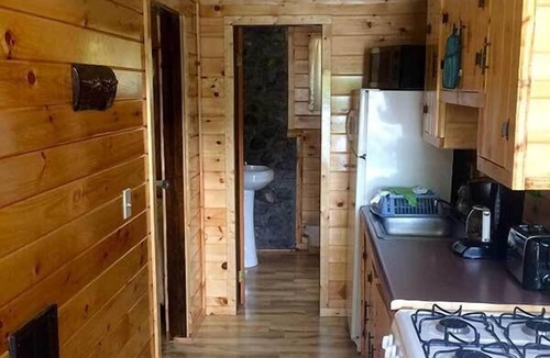 Lake Luzerne-Hadley Cottage | The Elms Waterfront Cottages