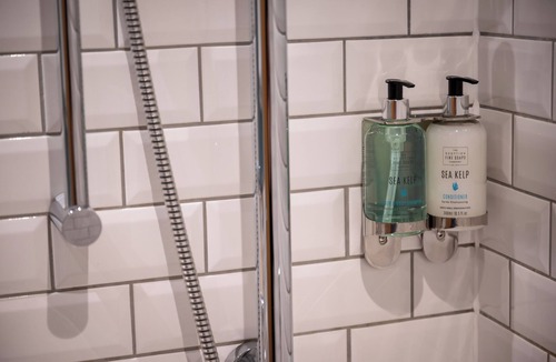 Camberley Hotel | The Ely Hotel by Chef and Brewer Collection