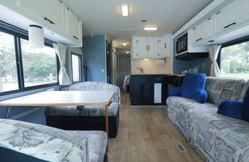 Niagara Falls House | The EM Sightseer Stationary RV