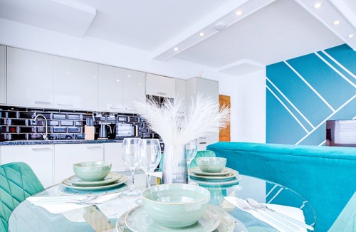 Sutton Central Apartment | The Emerald , 1 Bed Apartment, High St, Sutton