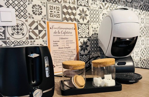 Bourg Pelousiere House | The emerald