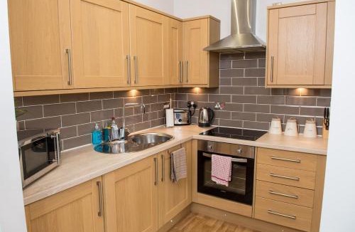 Edgbaston Apartment | The Emerald Suite, Birmingham