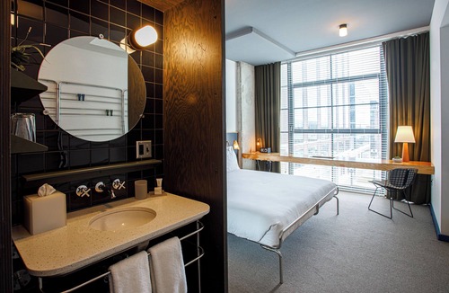 West Loop Hotel | The Emily Hotel