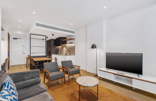 Carlton South Apartment | The Eminence Apartments by CLLIX