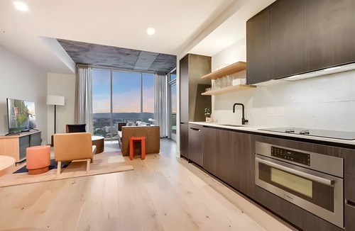 Rainey Street Historic District House | The Emma Penthouse | 29th Floor, Views, Pool | 1 Blk to Rainey St | AvantStay