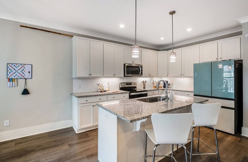 Wake Forest House | The Enchanted Green - 3 Kings 1 Queen Home in Downtown Wake Forest!
