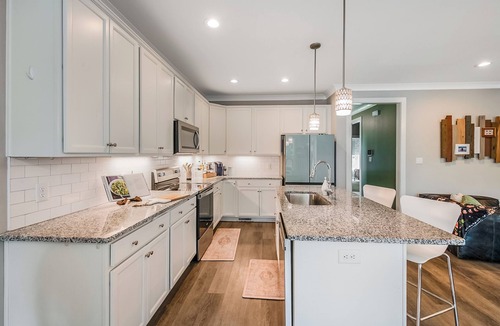 Wake Forest House | The Enchanted Green - 3 Kings 1 Queen Home in Downtown Wake Forest!