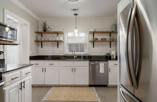 Cherry Street House | The Enchanting Home @TU & Cherry Street