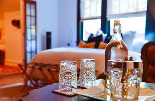 Waxahachie Bed & Breakfast | The English Merchant's Inn