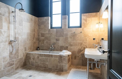 Le Pian-Medoc House | The English Suite