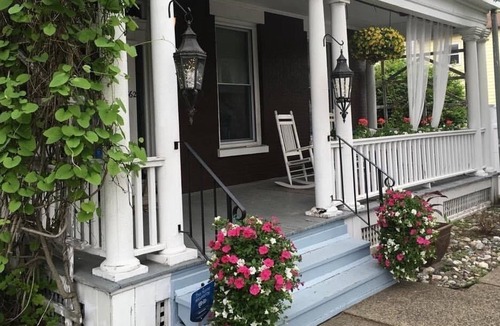 Newtonville House | The Enslin Haunted House