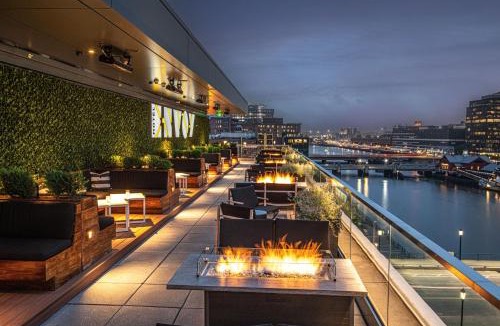 Seaport District Hotel | The Envoy Hotel, Autograph Collection