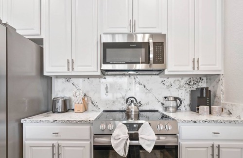 Florida Central Atlantic Coast Apartment | The Epic 7 Vista Cay Resort Orlando Florida